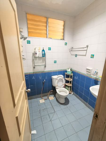 Rumah Teres 1.5 Tingkat untuk Disewa di Taman Impian Emas (Skudai) - Cavin Sim - Bathroom - PropertyGuru.com.my
