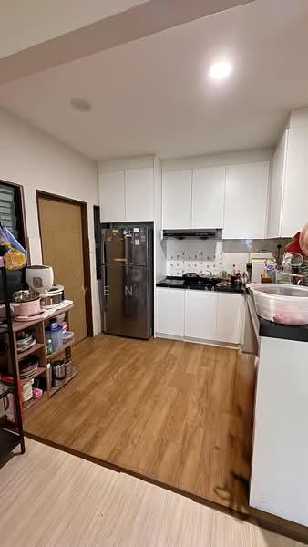Kondominium untuk Dijual di Savanna Condominium - Yen Lim - Kitchen - PropertyGuru.com.my