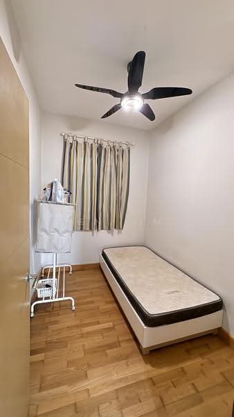 Condominium for Sale at Savanna Condominium - Yen Lim - Bedroom - PropertyGuru.com.my
