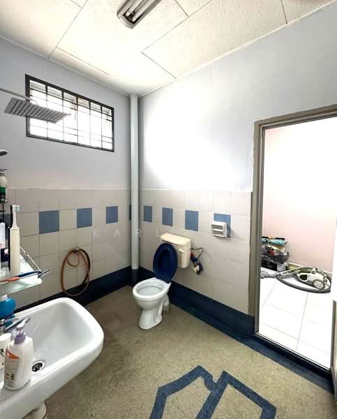 Rumah Teres 2 Tingkat untuk Dijual di Taman Nusa Bestari (Iskandar Puteri (Nusajaya)) - Karl Lim - Bathroom - PropertyGuru.com.my