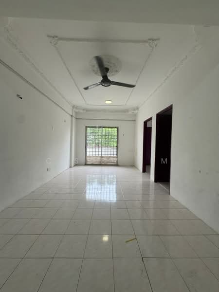 Pangsapuri untuk Disewa di Perdana Villa - Cassey Lim - Living Room - PropertyGuru.com.my