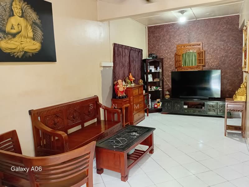 Rumah Teres untuk Disewa di Bandar Rinching Seksyen 5 (Semenyih) - San MC - Living Room - PropertyGuru.com.my