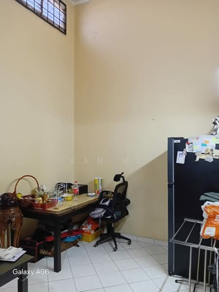 Rumah Teres untuk Disewa di Bandar Rinching Seksyen 5 (Semenyih) - San MC - Interior - PropertyGuru.com.my