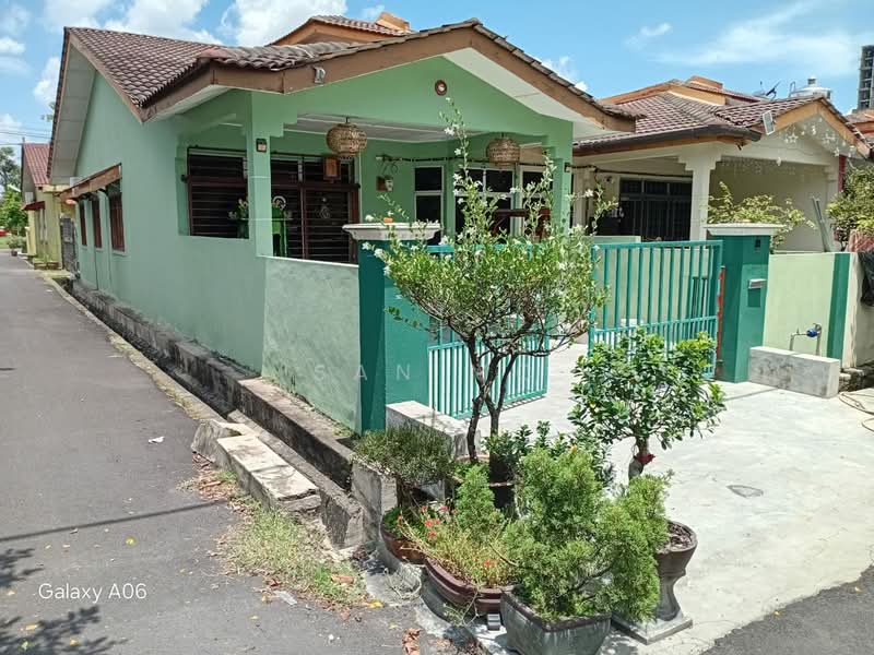 Rumah Teres untuk Disewa di Bandar Rinching Seksyen 5 (Semenyih) - San MC - Exterior - PropertyGuru.com.my