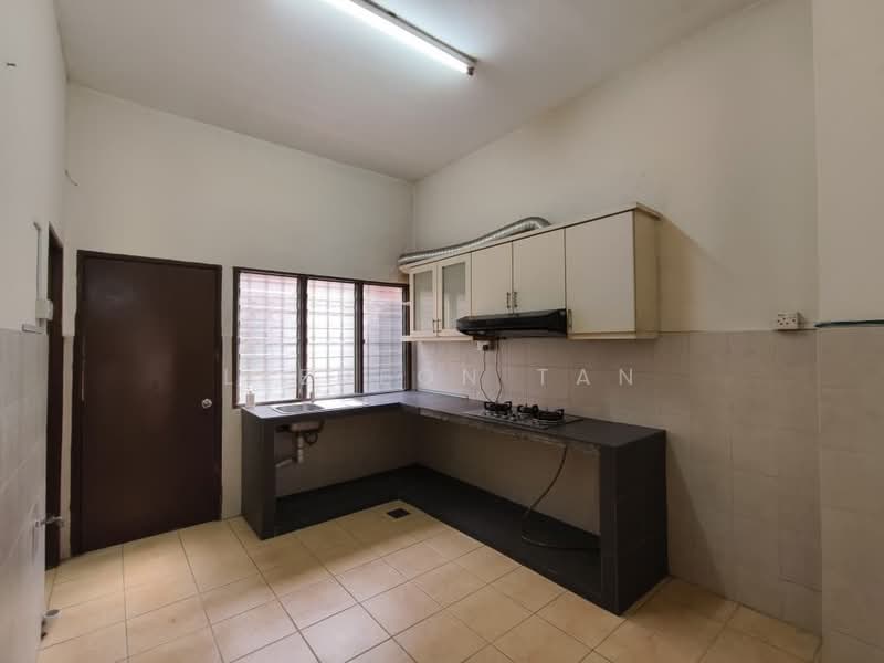 Rumah Teres 2 Tingkat untuk Dijual di Bandar Nusaputra (Puchong) - Leedeon Tan - Kitchen - PropertyGuru.com.my