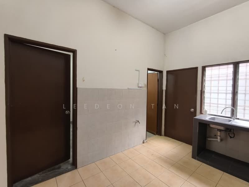Rumah Teres 2 Tingkat untuk Dijual di Bandar Nusaputra (Puchong) - Leedeon Tan - Kitchen - PropertyGuru.com.my