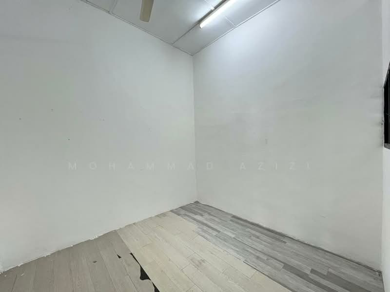 Terraced House for Sale in Kampung Sg Karang Darat 2 (Balok) - Mohammad Azizi - PropertyGuru.com.my