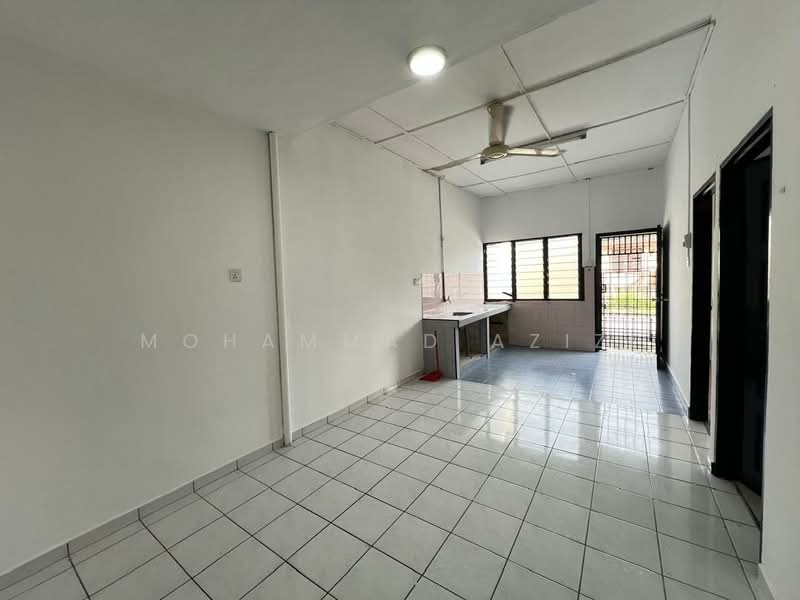 Terraced House for Sale in Kampung Sg Karang Darat 2 (Balok) - Mohammad Azizi - PropertyGuru.com.my
