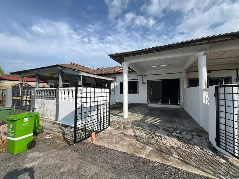 Terraced House for Sale in Kampung Sg Karang Darat 2 (Balok) - Mohammad Azizi - PropertyGuru.com.my