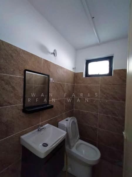 Rumah Teres 2 Tingkat untuk Dijual di Seksyen 5 Wangsa Maju (Wangsa Maju) - Wan Faris Irfan Wan Mohammad - Bathroom - PropertyGuru.com.my