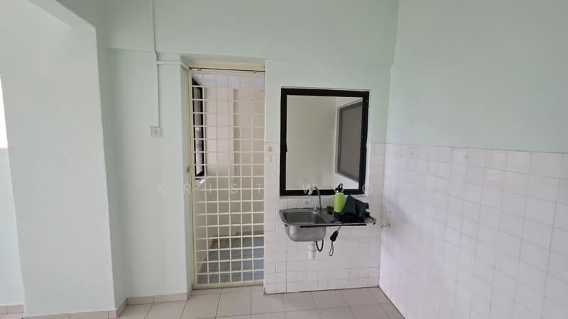 Pangsapuri untuk Dijual di Sri Bahagia Court - Krist Wooi - Interior - PropertyGuru.com.my
