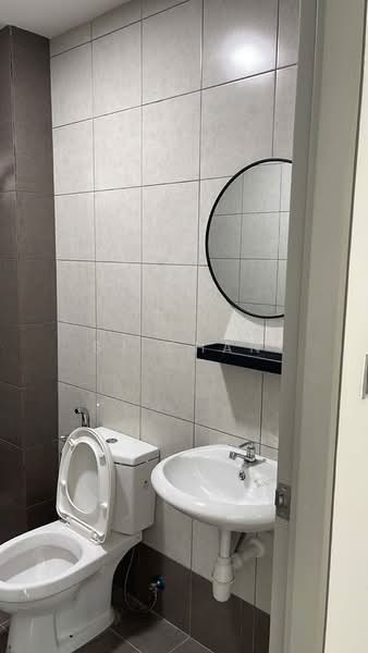 Servis Apartment untuk Disewa di One 49 Residence - SJ CHAN - Bathroom - PropertyGuru.com.my