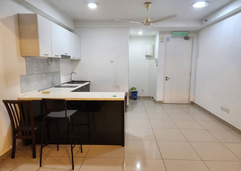 Servis Apartment untuk Disewa di The Scott Garden SOHO - Nicole Loh - Kitchen - PropertyGuru.com.my