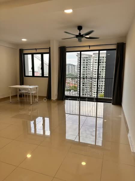 Kondominium untuk Disewa di Kuchai Sentral - Koh Chee - Living Room - PropertyGuru.com.my