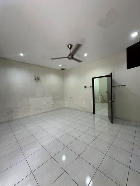 2-storey Terraced House for Sale in Mutiara Rini (Skudai) - Jaz Lee - PropertyGuru.com.my