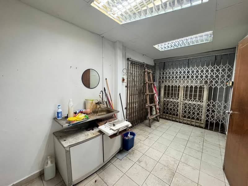 Kedai / Pejabat untuk Dijual di Melaka (Melaka) - Vinc Pheng - Interior - PropertyGuru.com.my