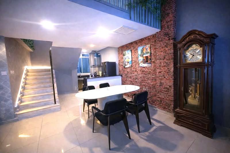 Kondominium untuk Dijual di Anjung Seri - Karl Lim - Dining Room - PropertyGuru.com.my