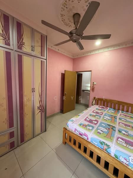 Semi-Detached House for Sale in Bandar Baru Bangi (Selangor) - Lee Crystal - PropertyGuru.com.my