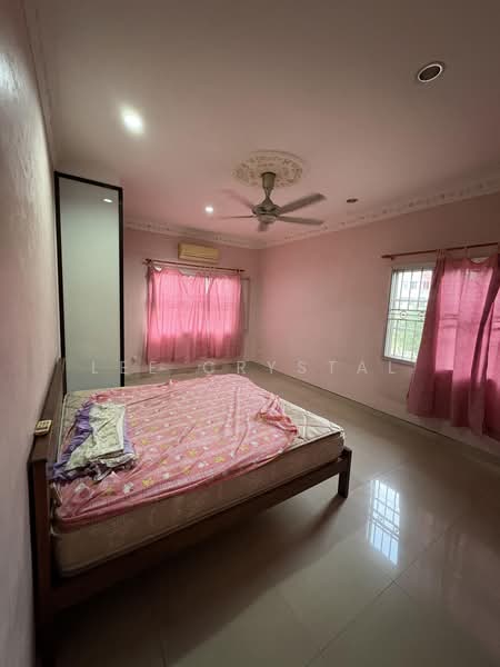 Semi-Detached House for Sale in Bandar Baru Bangi (Selangor) - Lee Crystal - PropertyGuru.com.my