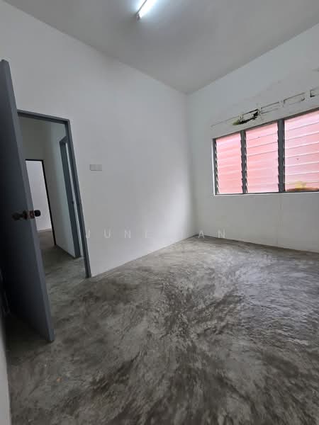 Flat for Sale at Taman Pulai Utama - June Tan - PropertyGuru.com.my