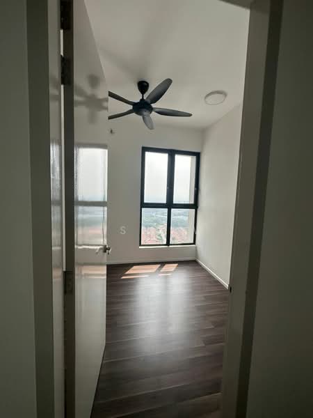 Servis Apartment untuk Dijual di Geo Bukit Rimau - TS Low - Bedroom - PropertyGuru.com.my