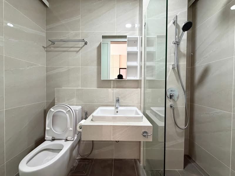 Kondominium untuk Disewa di Codrington Residence - Lee Xue Chen - Bathroom - PropertyGuru.com.my