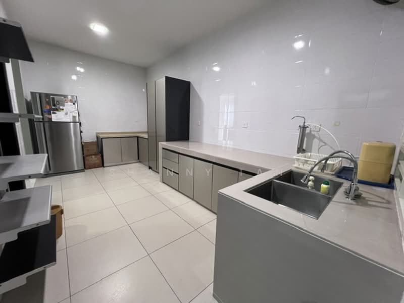 Semi-Detached House for Sale in Sungai Long (Bandar Sungai Long) - Shanny Tan - Kitchen - PropertyGuru.com.my