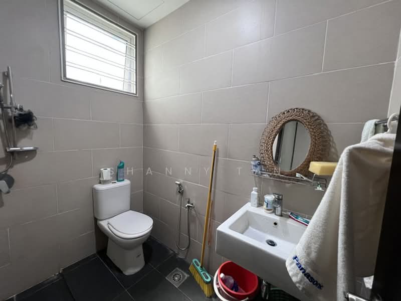 Semi-Detached House for Sale in Sungai Long (Bandar Sungai Long) - Shanny Tan - Bathroom - PropertyGuru.com.my