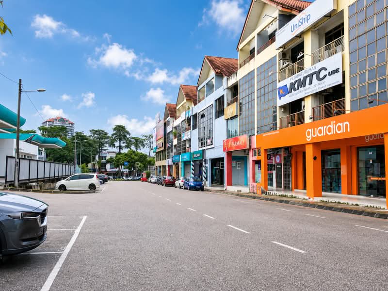 Kedai / Pejabat untuk Disewa di Taman Molek (Johor Bahru) - Ray Lee - Exterior - PropertyGuru.com.my