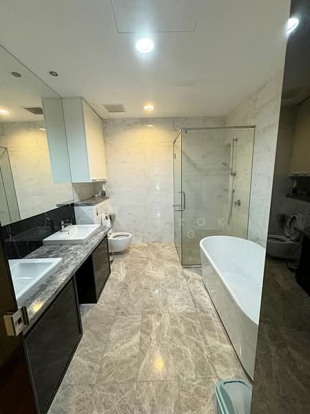 Service Residence for Sale at The Face Suites (Platinum Suites) - Chow Kok Toong - Bathroom - PropertyGuru.com.my