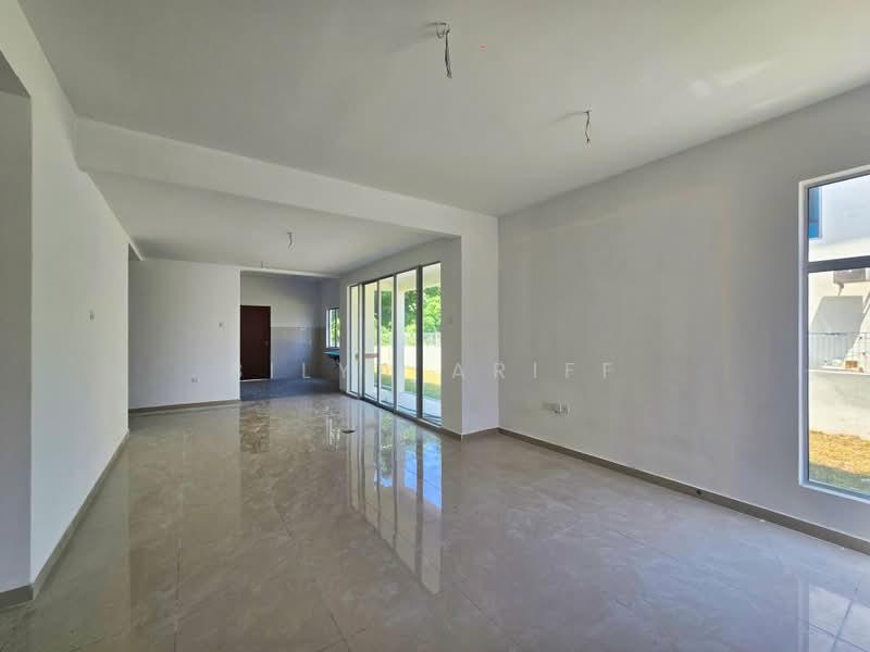 Semi-Detached House for Sale in Klang (Selangor) - BILYA ARIFF - Living Room - PropertyGuru.com.my