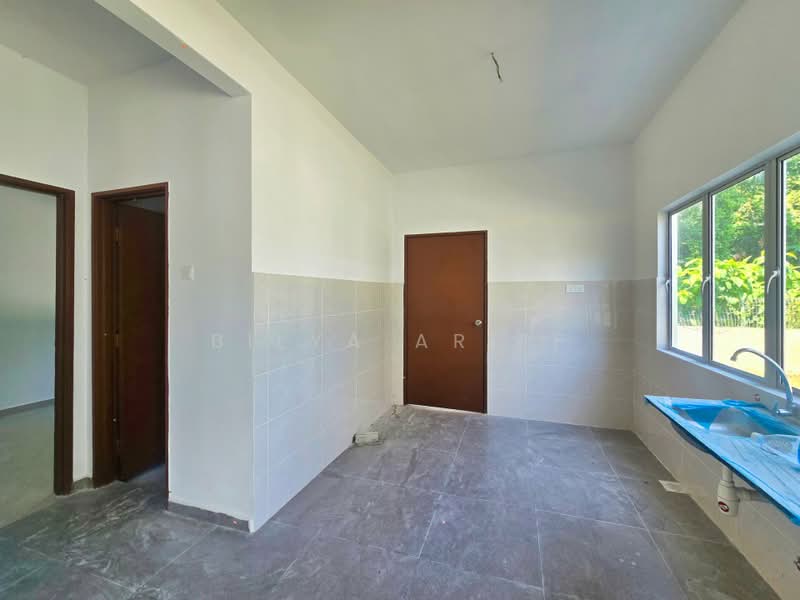 Semi-Detached House for Sale in Klang (Selangor) - BILYA ARIFF - Kitchen - PropertyGuru.com.my