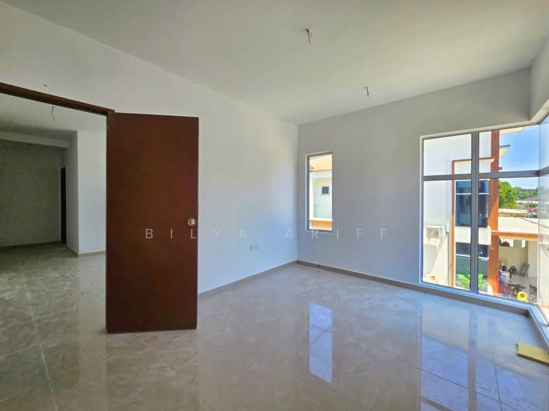 Semi-Detached House for Sale in Klang (Selangor) - BILYA ARIFF - Interior - PropertyGuru.com.my