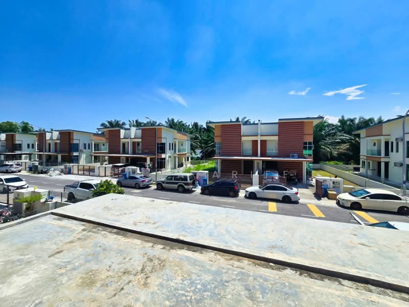 Semi-Detached House for Sale in Klang (Selangor) - BILYA ARIFF - PropertyGuru.com.my