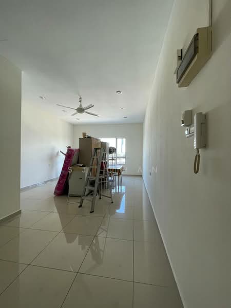 Apartment for Rent at Zennith Suites (Pangsapuri Kebun Teh) - SJ CHAN - Living Room - PropertyGuru.com.my