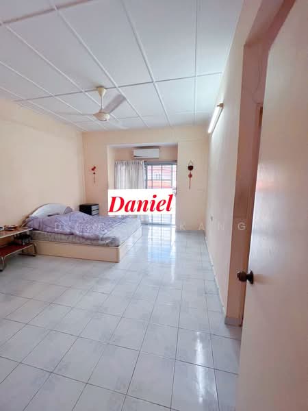Rumah Berkembar untuk Dijual di Taman Desa Palma (Bukit Mertajam) - Daniel Kang - Bedroom - PropertyGuru.com.my