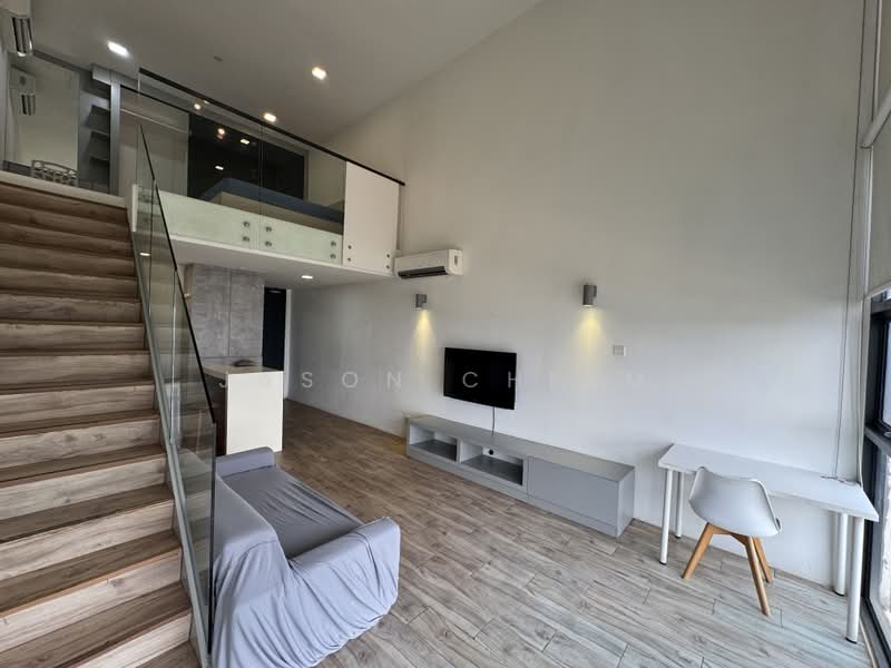 Servis Apartment untuk Dijual di Sky Park - Jason Chiam - Living Room - PropertyGuru.com.my