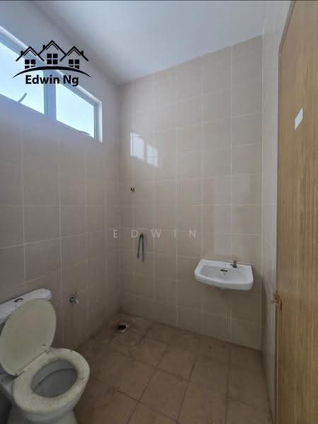Semi-Detached House for Sale in Balik Pulau (Penang) - Edwin Ng - Bathroom - PropertyGuru.com.my