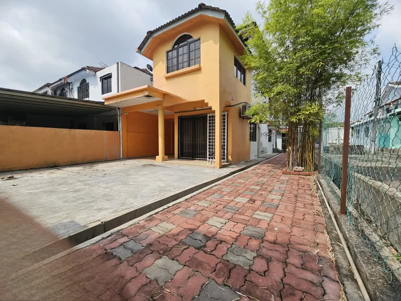 Rumah Teres 2 Tingkat untuk Dijual di Shah Alam (Selangor) - Yus . - Exterior - PropertyGuru.com.my