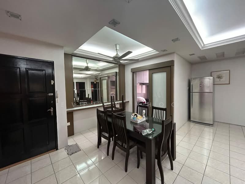 Pangsapuri untuk Disewa di Bayu Puteri - Evelyn Khoo - Dining Room - PropertyGuru.com.my