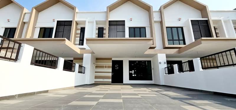 Rumah Teres 2 Tingkat untuk Dijual di Alam Impian (Shah Alam) - Yus . - Front View - PropertyGuru.com.my