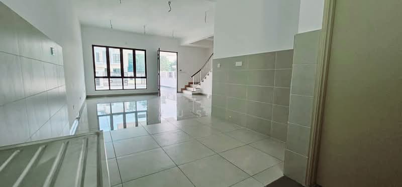 Rumah Teres 2 Tingkat untuk Dijual di Alam Impian (Shah Alam) - Yus . - From Kitchen View - PropertyGuru.com.my