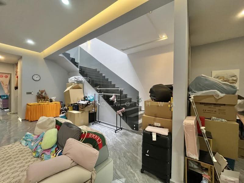2-storey Terraced House for Rent in 16 Sierra (Puchong) - Iu Kong Hwa - Living Room - PropertyGuru.com.my