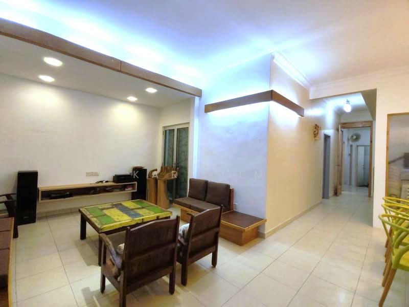 1.5-storey Terraced House for Sale in Taman Mutiara Rini (Skudai) - Karl Lim - Living Room - PropertyGuru.com.my