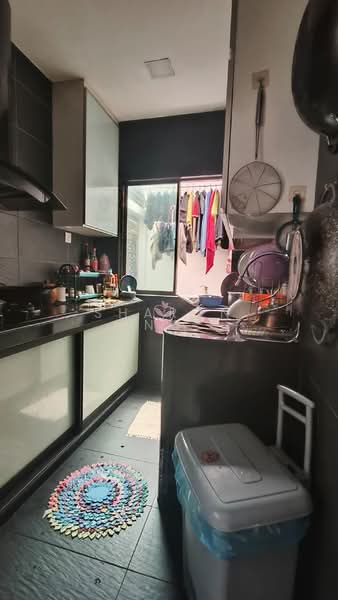 2.5-storey Terraced House for Sale in Taman Sutera Utama (Skudai) - Sharon Ng - Kitchen - PropertyGuru.com.my