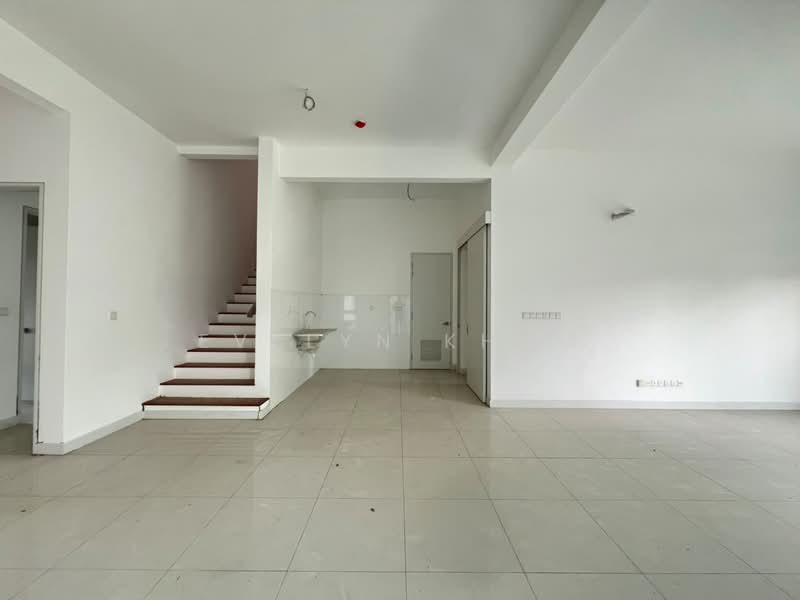 Semi-Detached House for Sale in Sungai Buloh (Selangor) - Evelyn Khoo - Living Room - PropertyGuru.com.my
