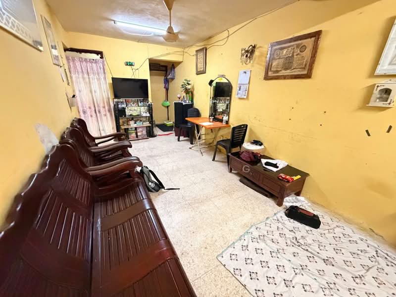Pangsapuri untuk Dijual di Shangrila - Addy Ng - Living Room - PropertyGuru.com.my
