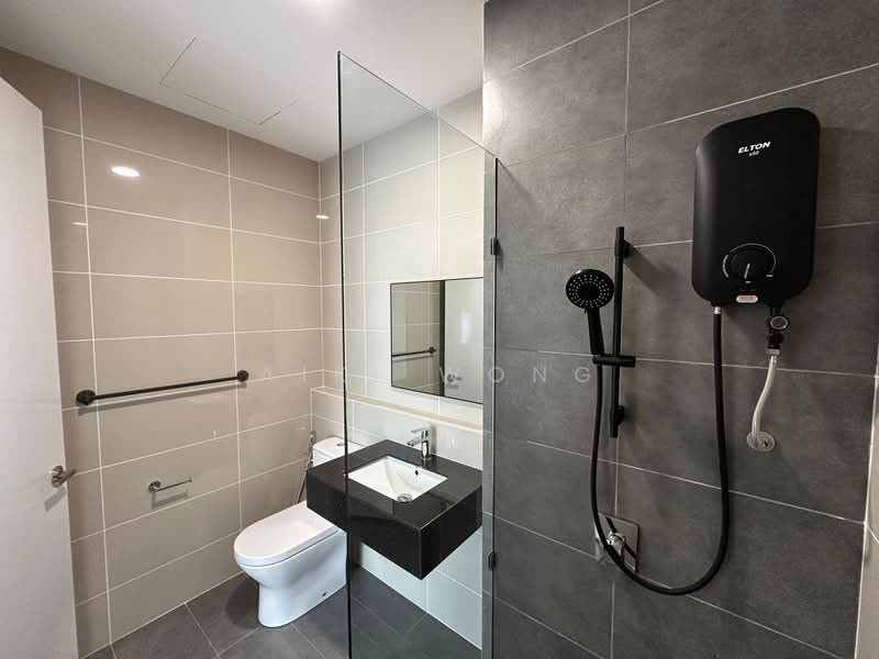 Kondominium untuk Disewa di The Maple Residences - Aiki Wong - Bathroom - PropertyGuru.com.my
