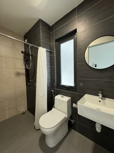 Service Residence for Sale at Horizon Suites - Philip Ng - Bathroom - PropertyGuru.com.my