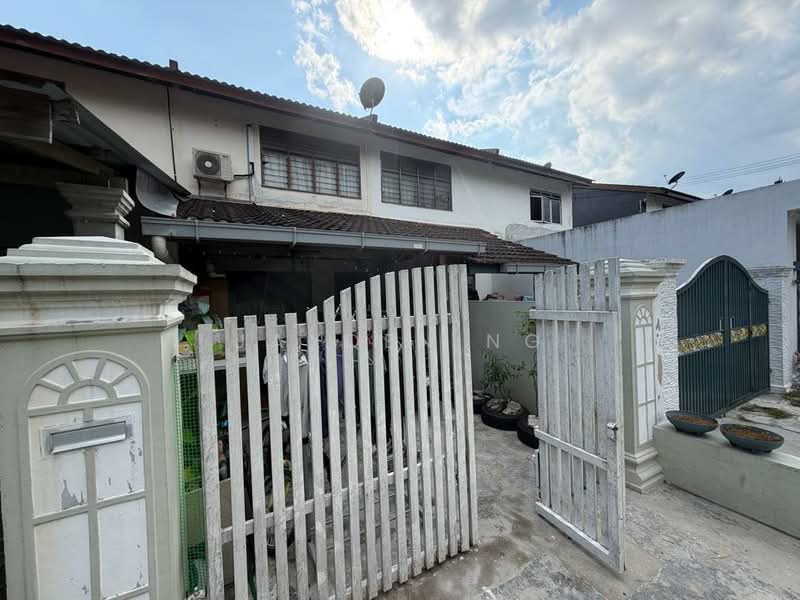 2-storey Terraced House for Sale in Bandar Putra (Kulai) - Jayden Ng - Exterior - PropertyGuru.com.my